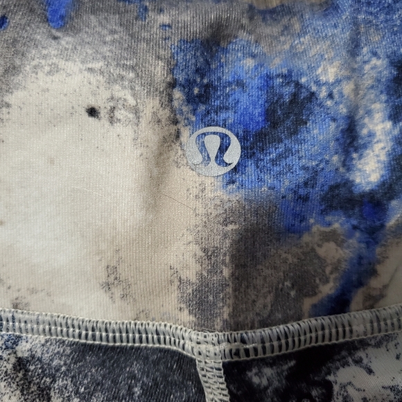 Lululemon crop tye dye leggings - Picture 3 of 3